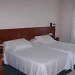 Отель Parking Miradoiro De Belvis 2*