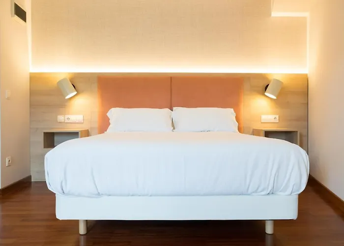 Hotel Parking Miradoiro De Belvis