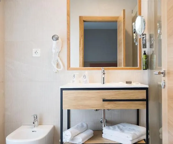 Parking Miradoiro De Belvis ホテル