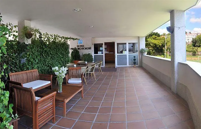 Parking Miradoiro De Belvis Hotel