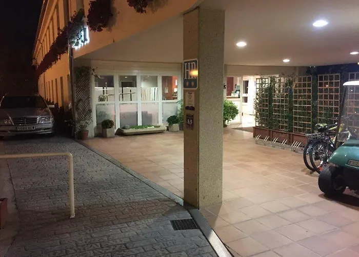 Parking Miradoiro De Belvis 2*